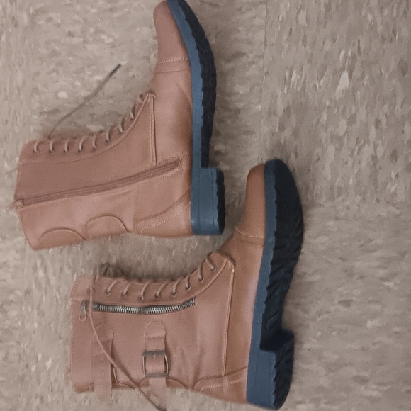 Rue21 ETC Combat Boots - Picture 2 of 5